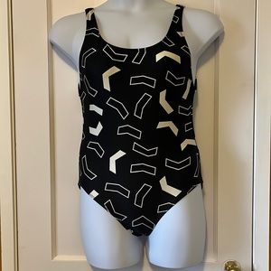 Basic Brat Geometric Print One-Piece Swimsuit